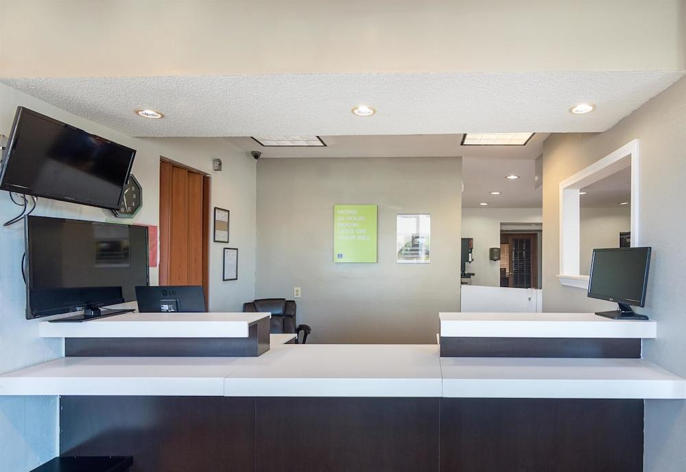 Studio Inn Extended Stay Oklahoma City Airport By Oyo Buitenkant foto